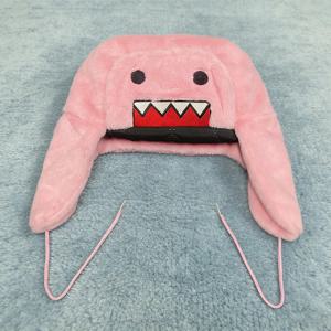 Domokun 핑크 만화 DesignEmbroidery 따뜻한 산호 벨벳 레이 펭 모자 가을 겨울 야외 귀 보호