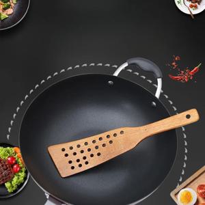 볶음 용 1pc 24 홀 필터 주걱, 다기능 가정용 나무 주걱, 팬케이크 요리 삽, 주방 가제트