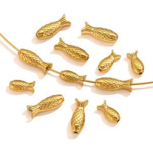 팔찌에 대 한 10PCS 스테인레스 스틸 물고기 매력 스페이서 비즈 바느질 PVD 골드 도금 금속 목걸이 쥬얼리 도매 만들기
