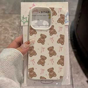 귀여운 나비넥타이 곰 리치 실리콘 패턴 폰 케이스 (아이폰 17, 16, 15, 14, 13, 12, 11 Pro Max, XS, XR, Plus, 17 Air, 17 Pro) 소프트 커버
