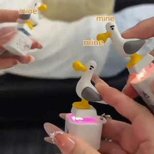 재미있는 갈매기 모양 스트레스 해소 푸시 버튼 피젯 토이 키체인, 사무실용 참신하고 귀여운 책상 장식품, 작은 선물