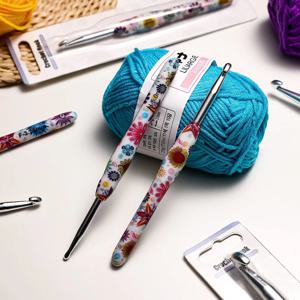 QZLKNIT 1PCS 고무 그립 여분의 긴 크로 셰 뜨개질 바늘 초보자와 뜨개질 크로 셰 뜨개질 원사를위한 알루미늄 인체 공학적 크로 셰 뜨개질 후크