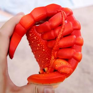 창의적인 미끄럼 방지 랍스터 슬리퍼 PVC 재미있는 슬라이드 샌들 비치웨어 신발 부드러운 밑창 슬리퍼 여성 남성 야외용