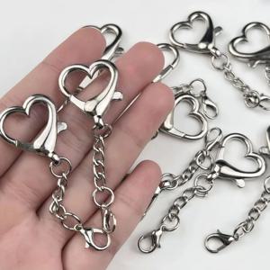 10/30/50Pcs DIY 키체인 쥬얼리 액세서리 만들기를 위한 독특한 합금 하트 열쇠 고리 펜던트 하트 모양의 걸쇠