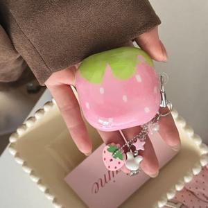 삼성 갤럭시 버즈 4 프로 3 프로 2 라이브 3 FE 코어 귀엽고 예쁜 화이트 포인트 핑크 딸기 글로시 이어폰 커버 케이스 펜던트