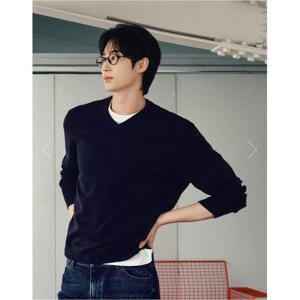갤러리아_[변우석] 울혼방 브이넥 긴팔 니트 (12GG)(01056902)