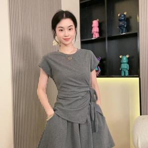 여름 의류 디자인 감각의 레이스업 패션 루즈핏 스트랩 반팔 티셔츠 상의 반바지 스커트
