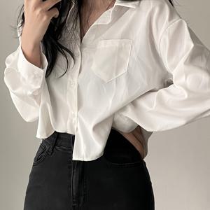 레트로 엘레강스 라펠 패션 다용도 디자인 니치 싱글 버튼 셔츠 숏 탑 여성용
