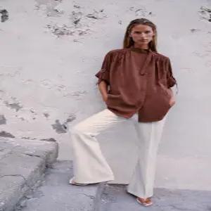 ZARA 버클 플레어 팬츠 - 크림 1478/227/712