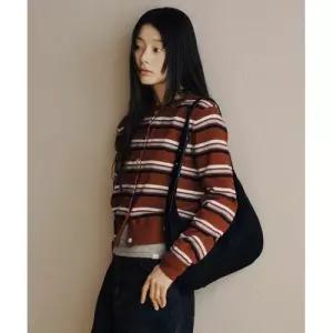 미디엄 스웨이드 호보백 블랙 LE2603BG04BK