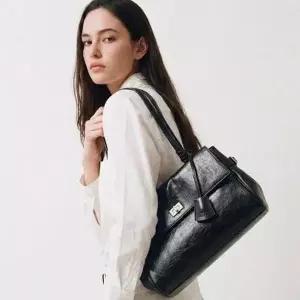 [헤지스](대구신세계)[H-ORA] 오라 커뮤트 레더 블랙 숄더백 M HIBA75157BK
