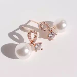 [루브르파리] 14k G.F 멜랑 진주 귀걸이(8mm) EA1472