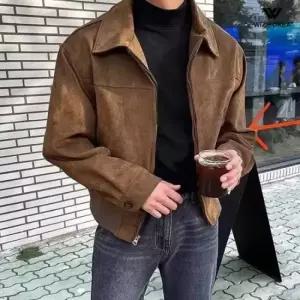 위즈아이 남성 스웨이드 세미 크롭 카라 집업 숏 자켓 봄 가을 간절기 아우터 세무 점퍼 WI240J