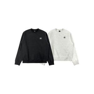 엄브로 에센셜 기모 스몰로고 맨투맨 UQ423CFSO1