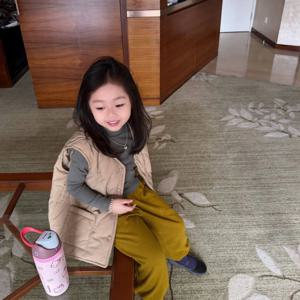 베이지 퀼팅 패딩 베스트 여아조끼 패딩조끼 겉옷 겨울 기모 아동 초등학생 R24631