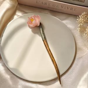 새로운 중국 스타일 은은한 핑크 복숭아꽃 나무 머리핀 여성용, 고풍스러운 한푸 치파오 올려머리용 머리핀, 헤어스타일 고정을 위한 심플한 데일리 올빵머리핀, 결혼식, 무도회, 기념일용 및 선물용 헤어 액세서리